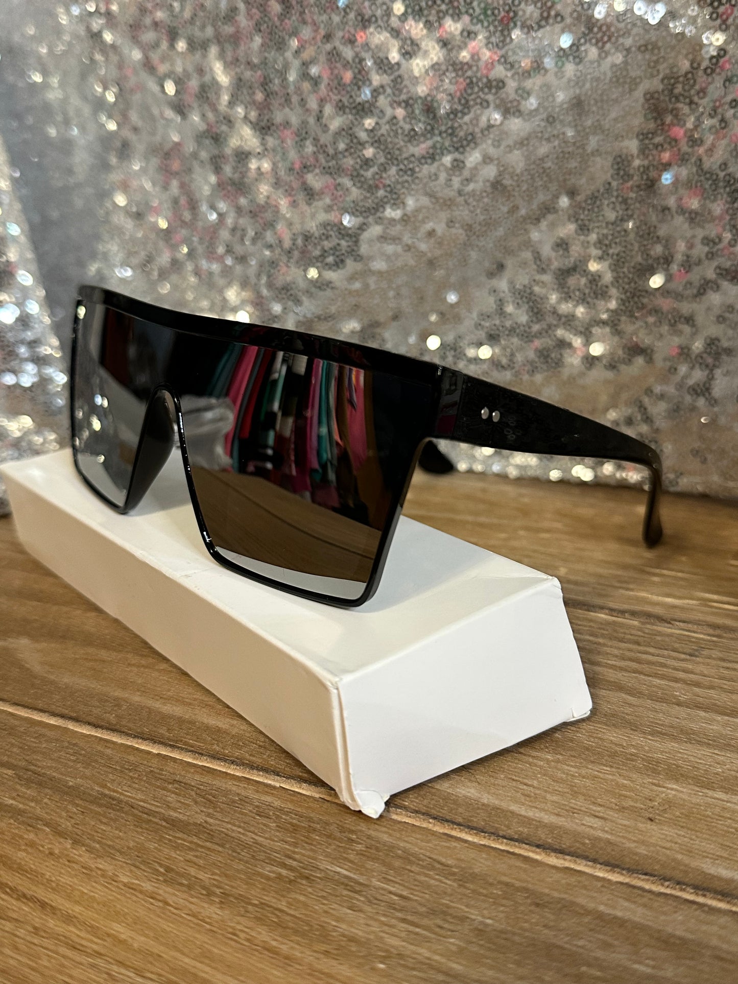 Black Frame Mirrored Sunglasses