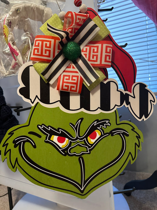 Grinch Door Hanger